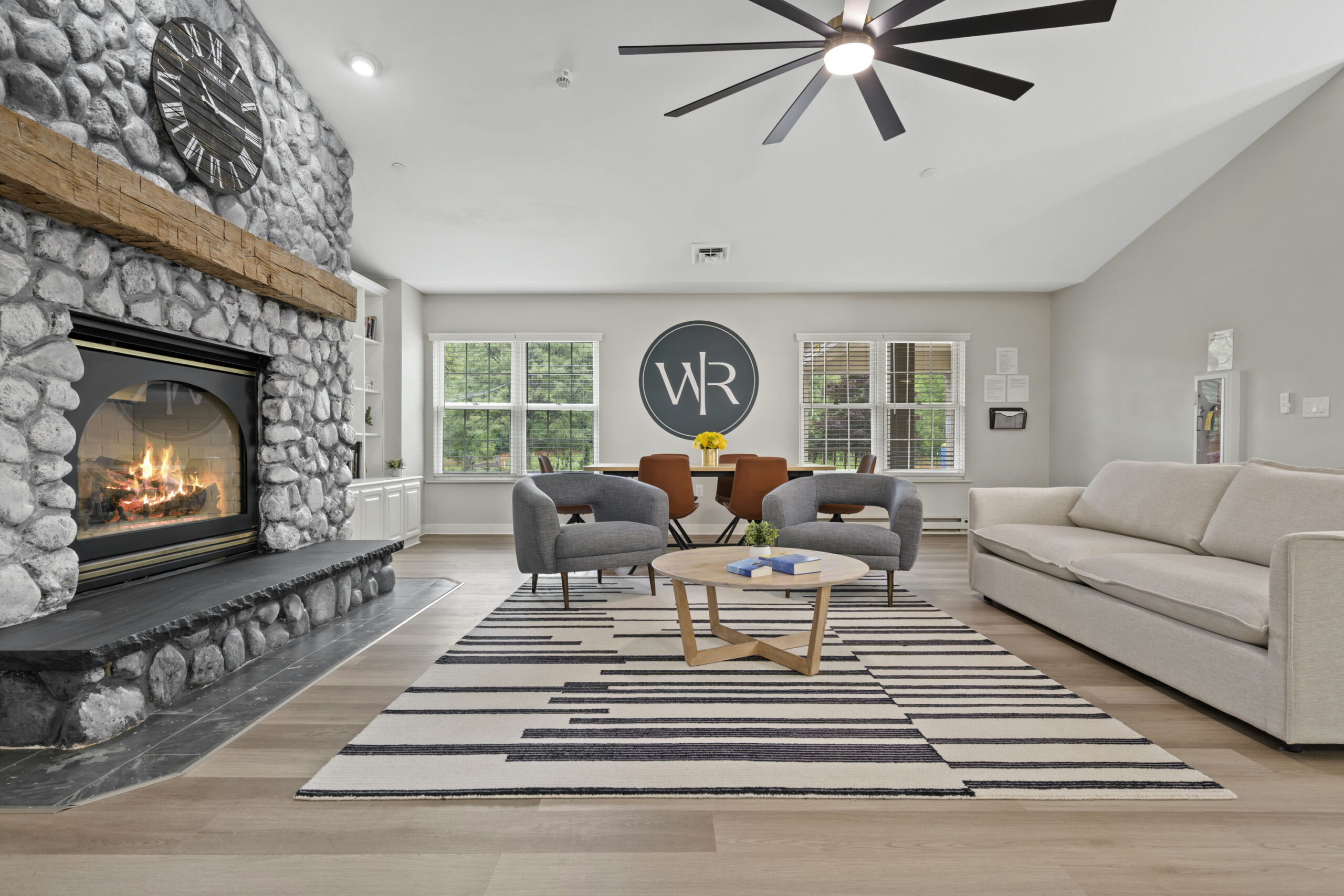 sitting room at Wisconsin Recovery Institute